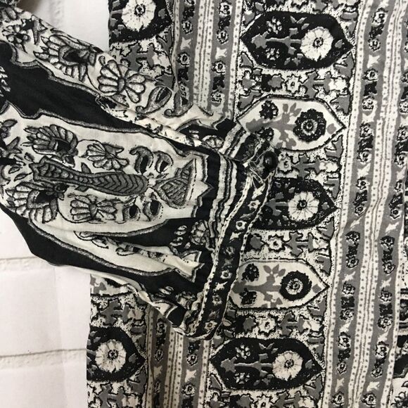Lucky Brand peasant top black & white size small - Picture 4 of 10